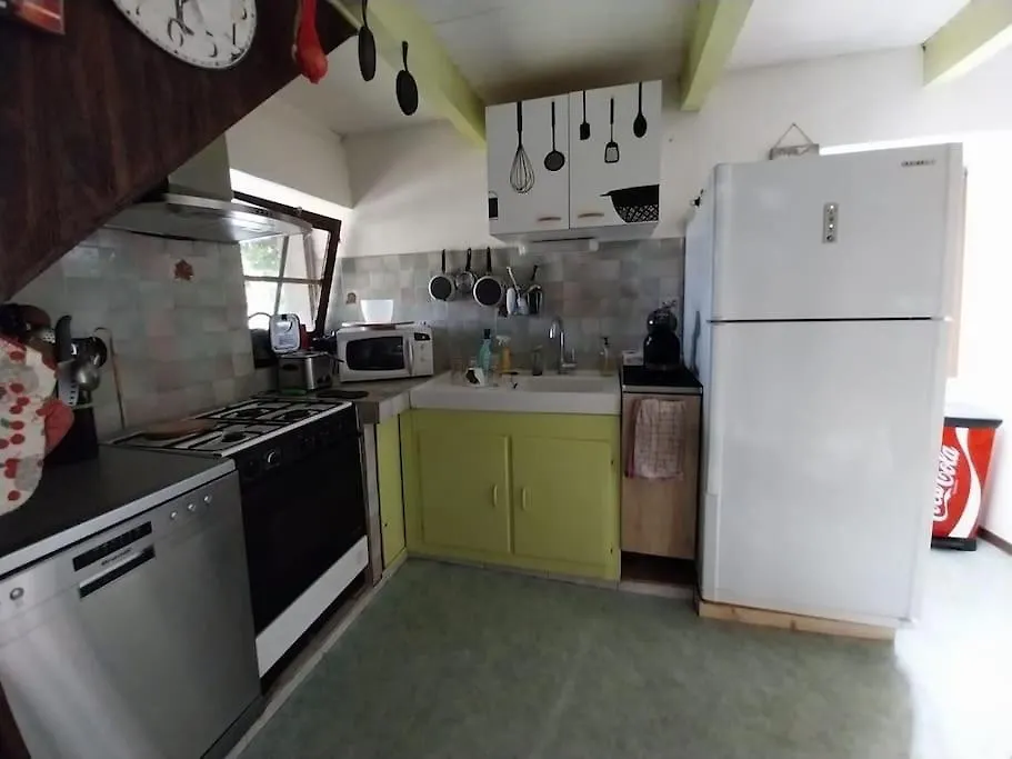 Ferienhaus Maison En Pierres Pradinas